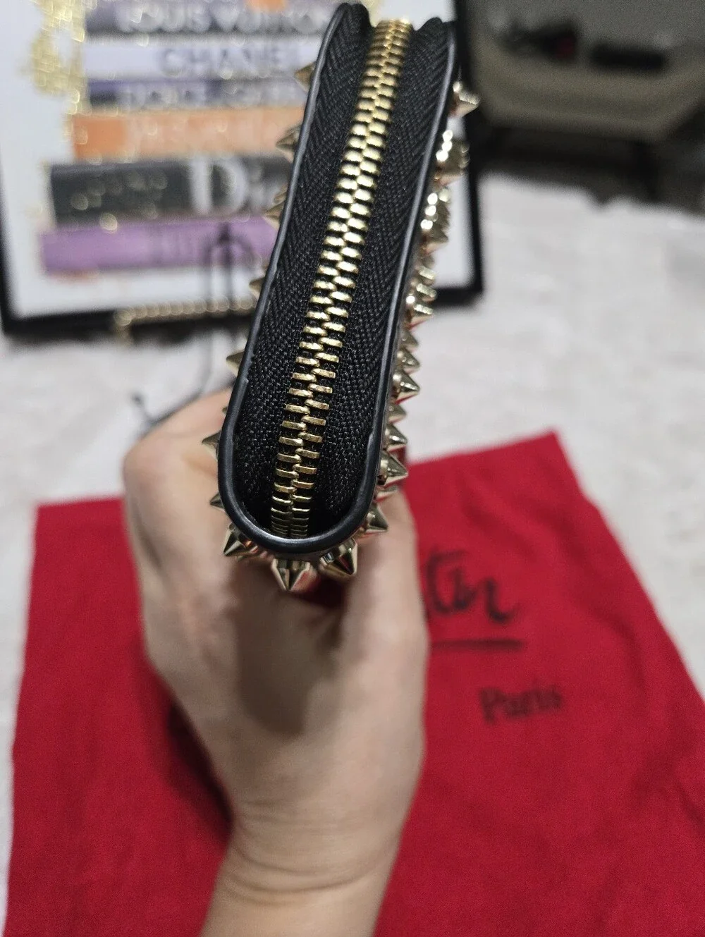 🔥 Christian Louboutin Spike Accents Leather Continental Wallet EUC 🔥